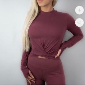 Buffbunny Collection Knotty Long Sleeve Crop - Size M